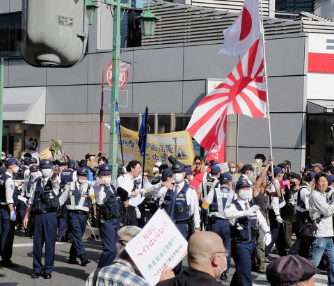 発言は埼玉県警の60代警部補　市民団体の質問状に「不適切な発言」　蕨のクルド人排除デモの現場で　(「埼玉から差別をなくす会」質問)